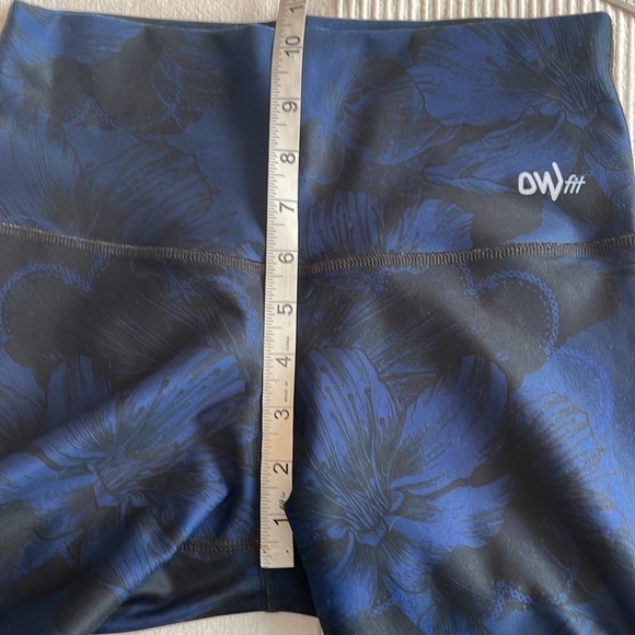 Owfit Floral Print Leggings Size Medium - Picture 7 of 8